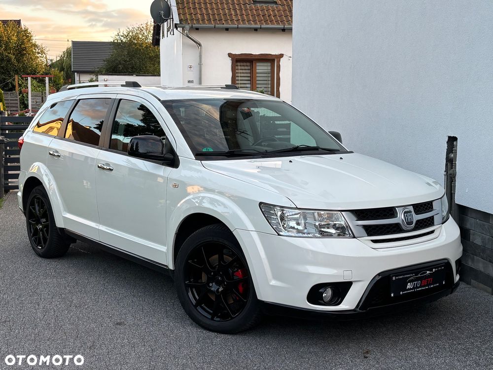 Fiat Freemont 2.0 Multijet 16V DPF Automatik Allrad Lounge - 16