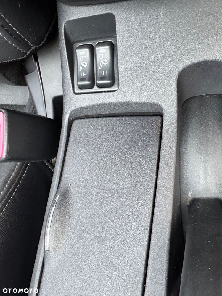 Mitsubishi Lancer 1.8 Invite - 29