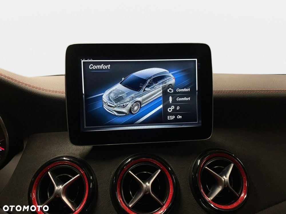 Mercedes-Benz CLA - 31