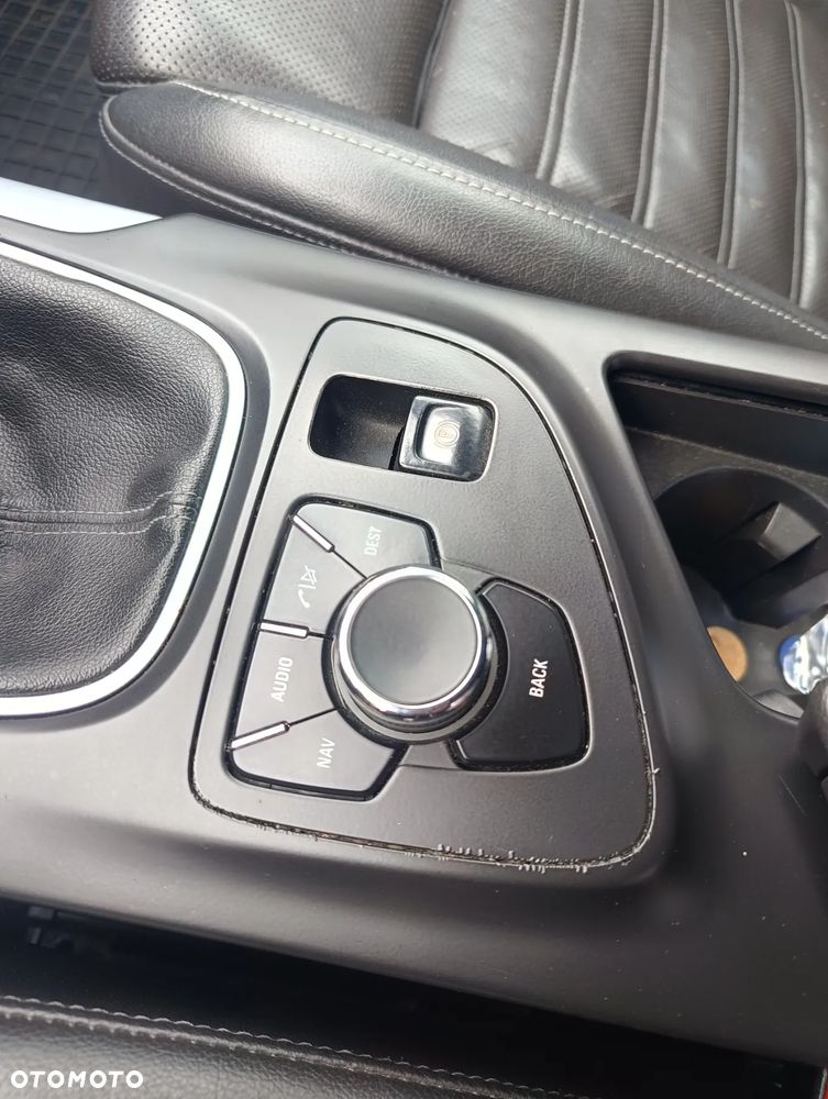 Opel Insignia 2.0 T Sport - 9