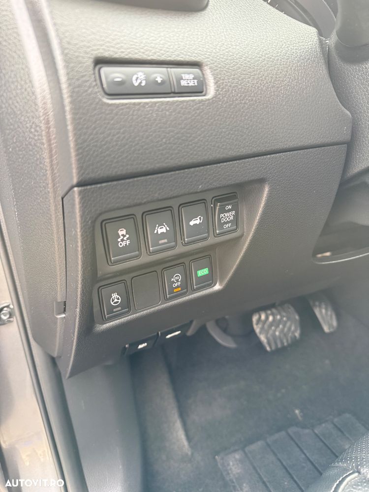 Nissan X-Trail 1.7 dCi ALL-MODE 4x4i Xtronic Tekna - 30