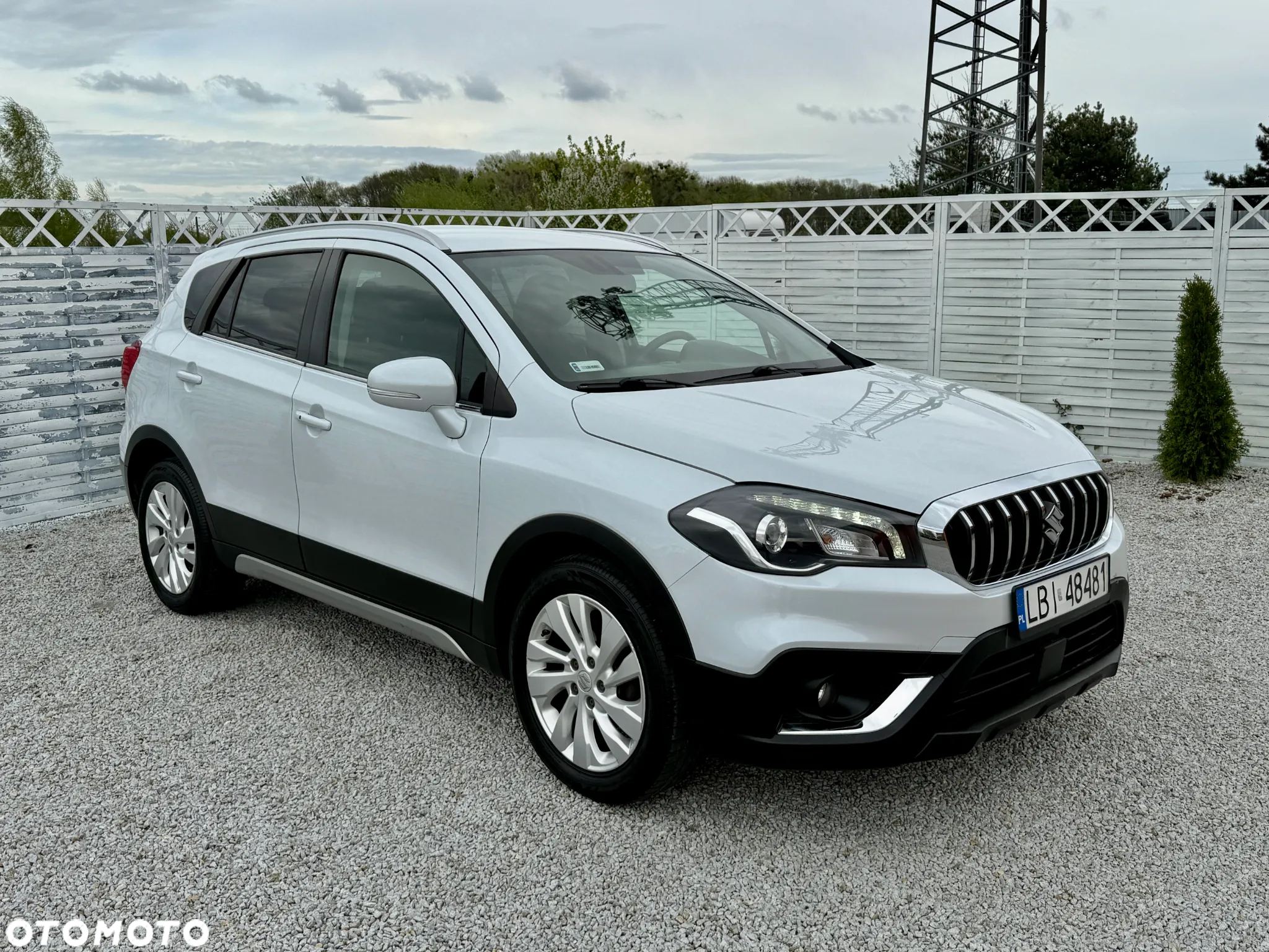 Suzuki SX4 S-Cross 1.0 T Premium - 4