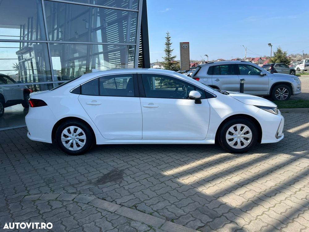 Toyota Corolla 1.8 HSD Business - 2