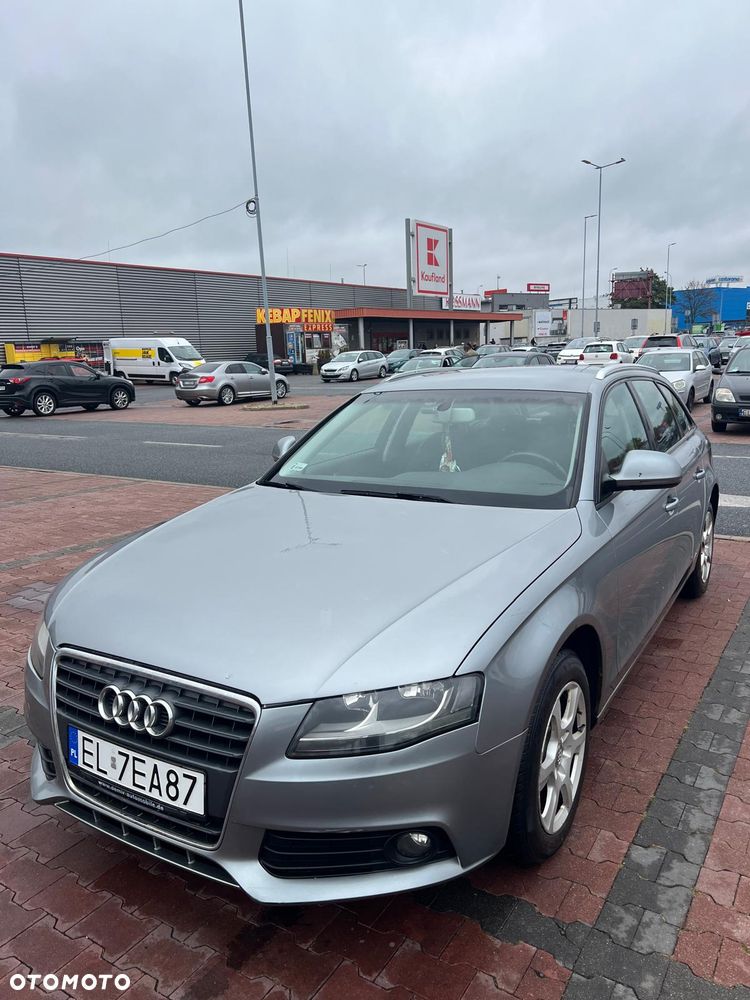 Audi A4 Avant - 1