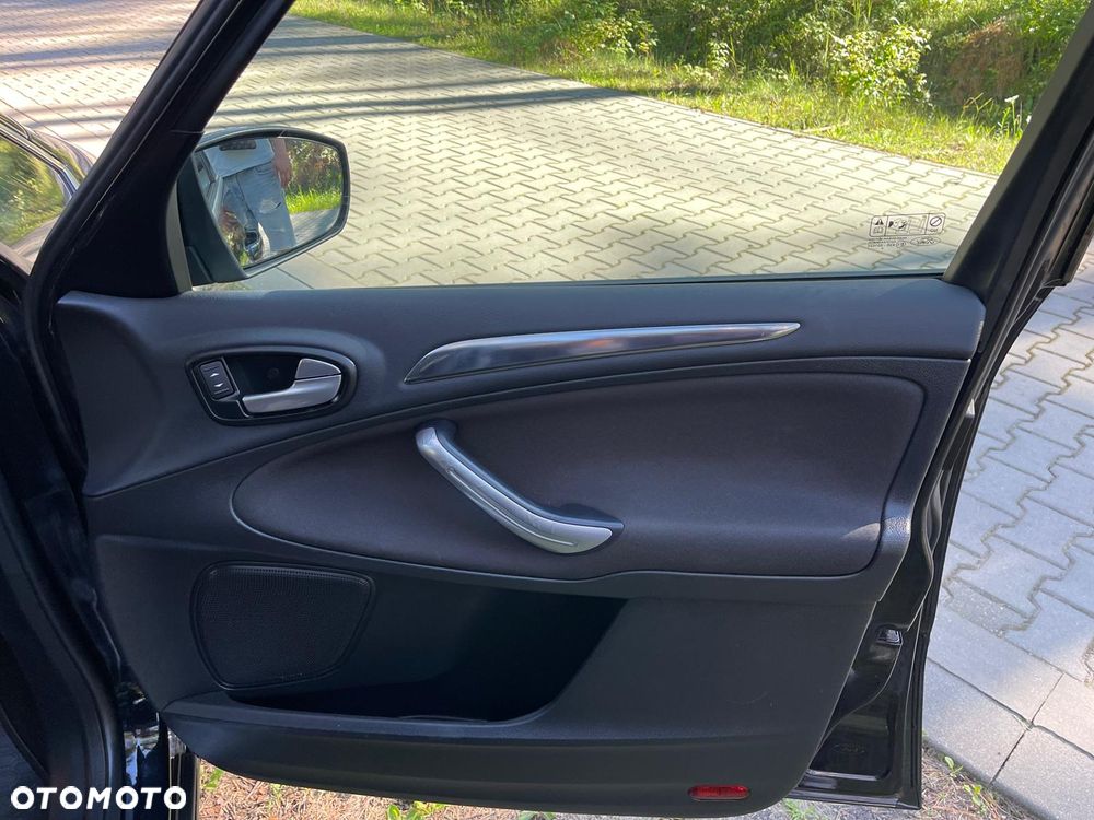 Ford S-Max 2.0 TDCi Titanium - 25