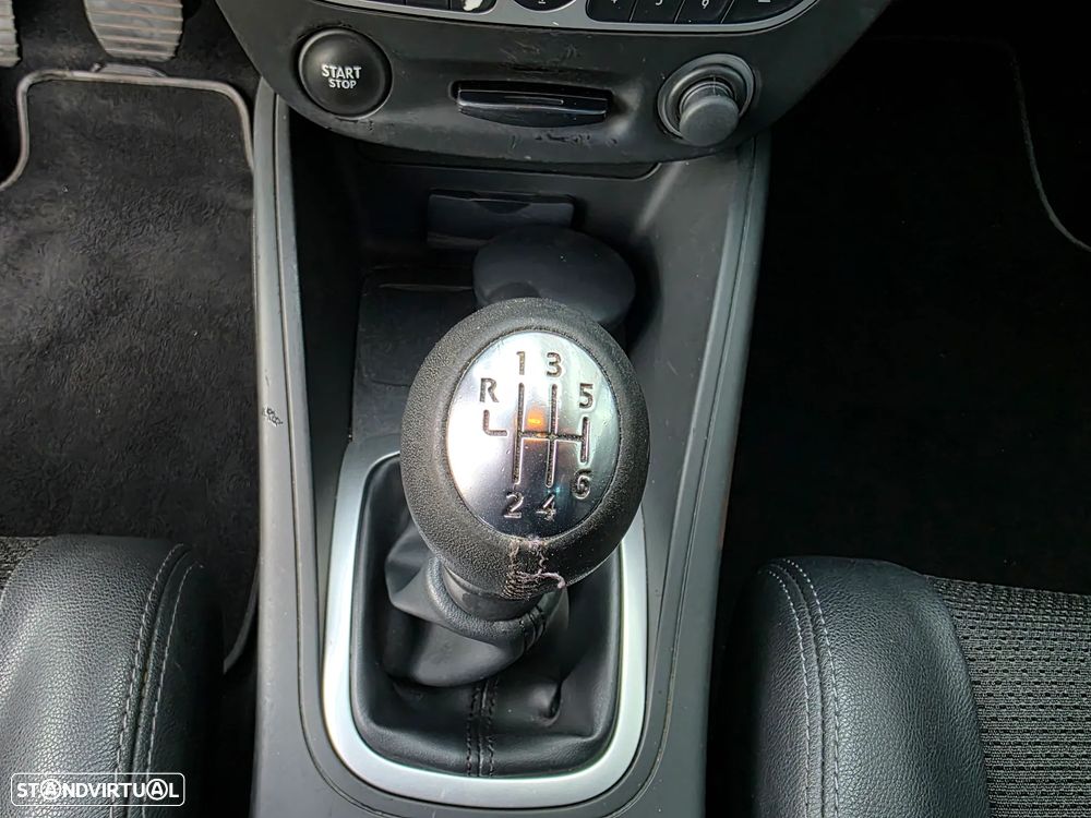 Renault Mégane Coupe 1.5 dCi Dynamique S - 19