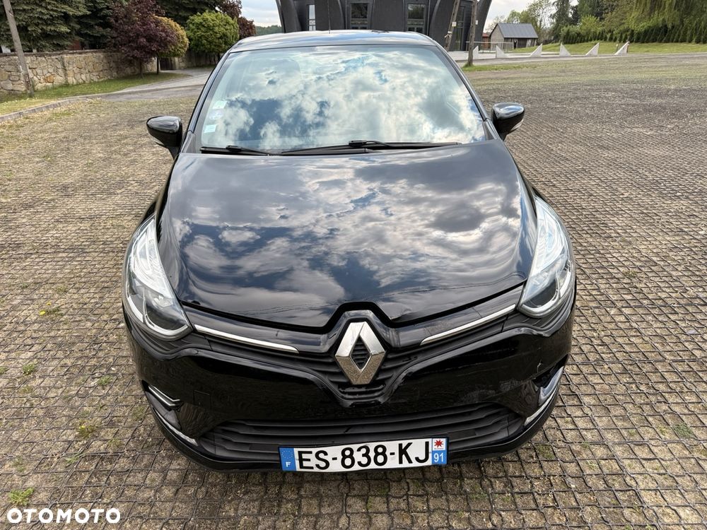 Renault Clio - 8