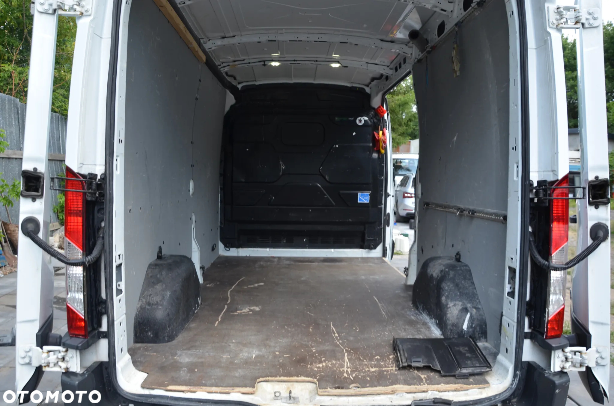 Ford TRANSIT L3H2 - 23