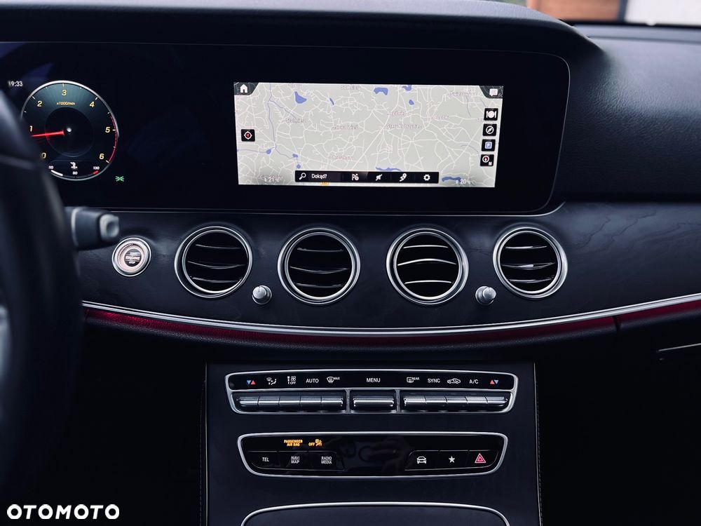 Mercedes-Benz Klasa E - 37