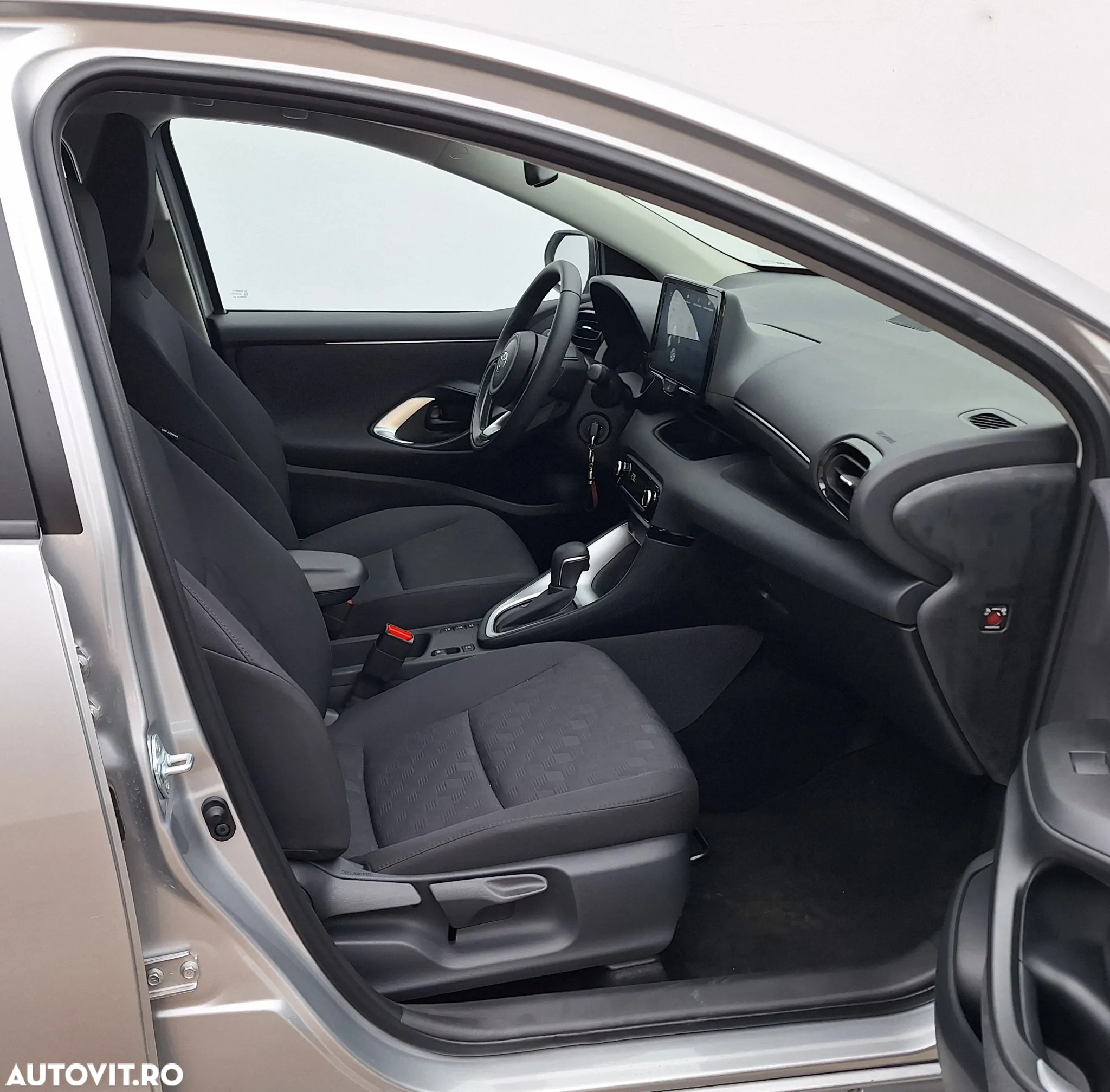 Toyota Yaris 1.5 HEV 116 CP Active - 10