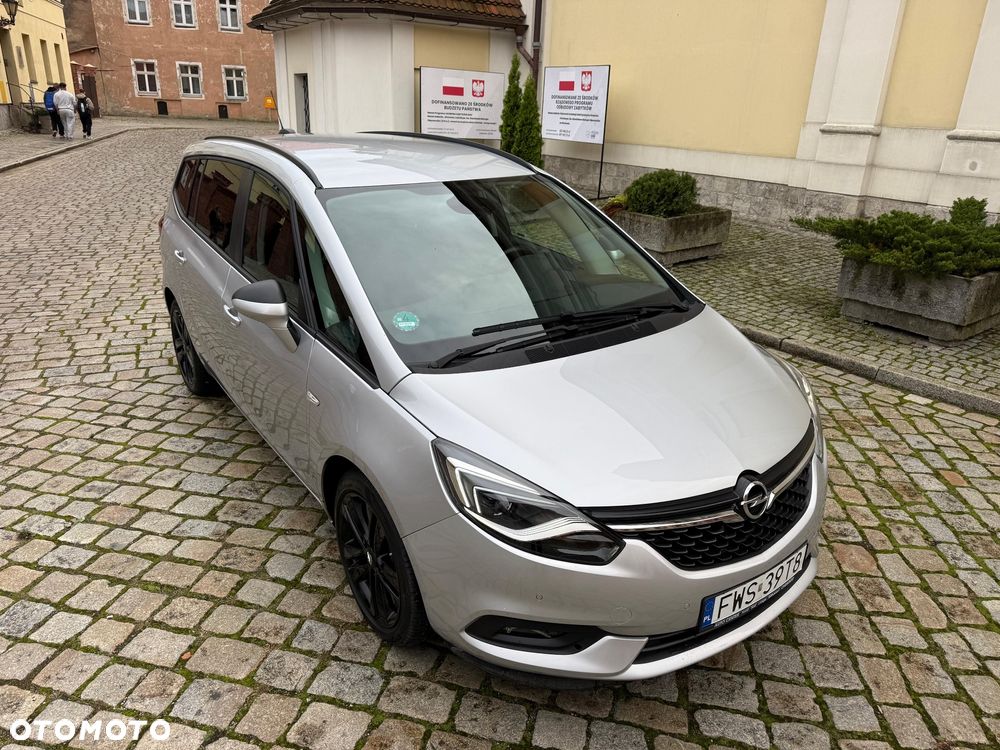 Opel Zafira - 19