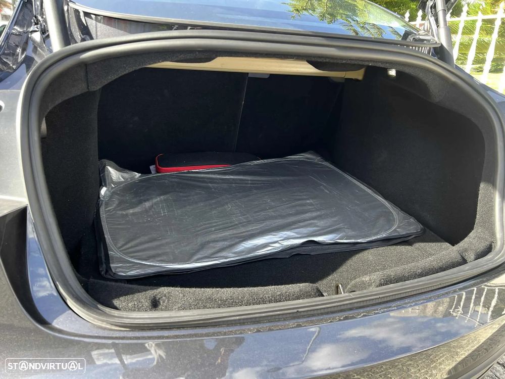 Tesla Model 3 Tração Traseira Premium - 17