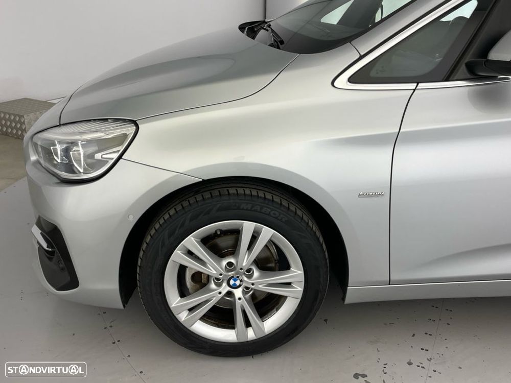 BMW 216 Active Tourer d Line Luxury - 18