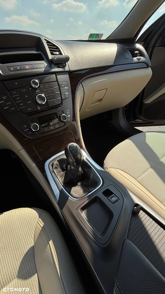 Opel Insignia 2.0 CDTI - 8