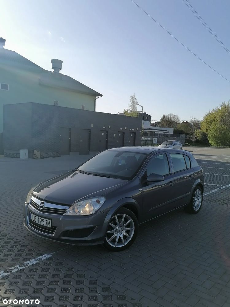 Opel Astra 1.9 CDTI Elegance - 3