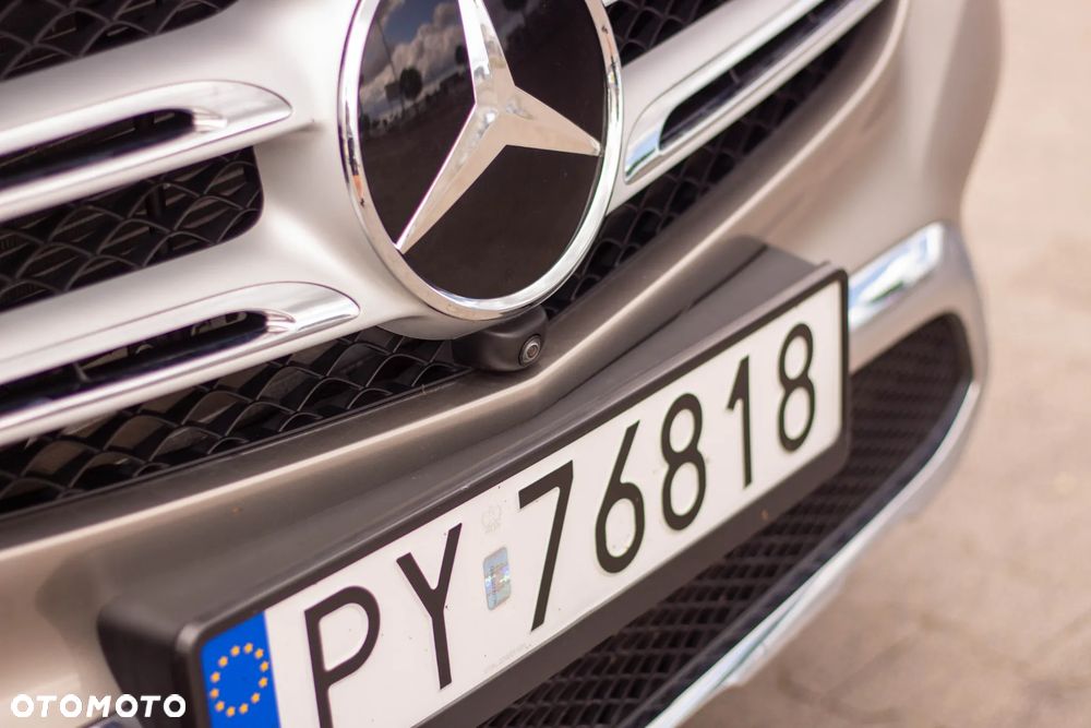 Mercedes-Benz GLC - 12