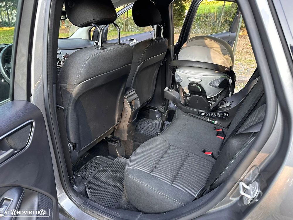 Mercedes-Benz B 180 (CDI) d Urban - 15