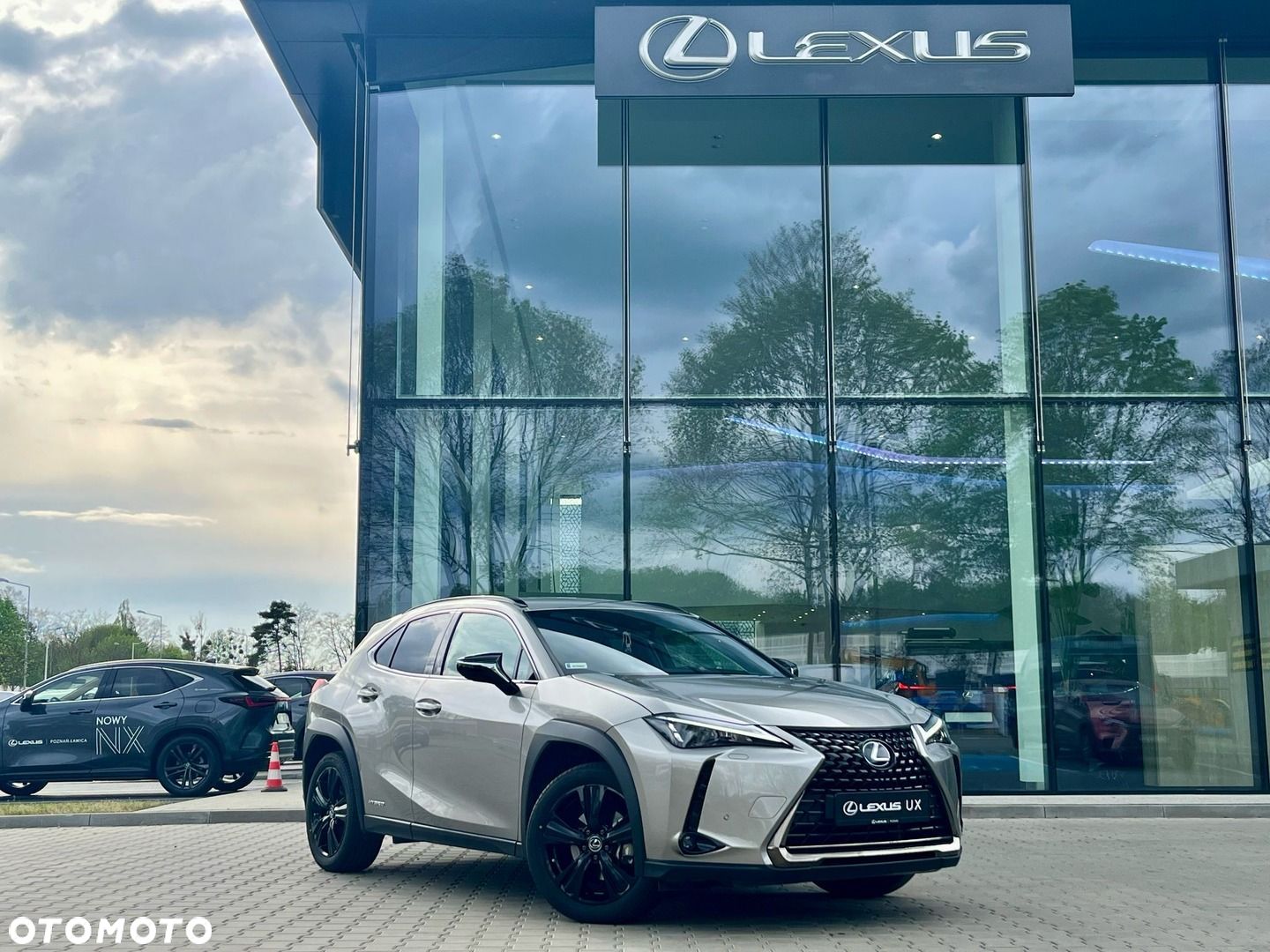 Lexus UX - 1