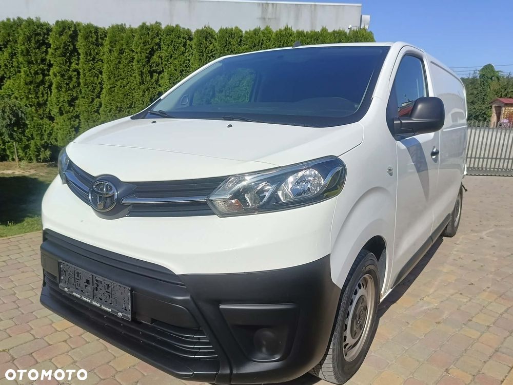 Toyota PROACE - 1