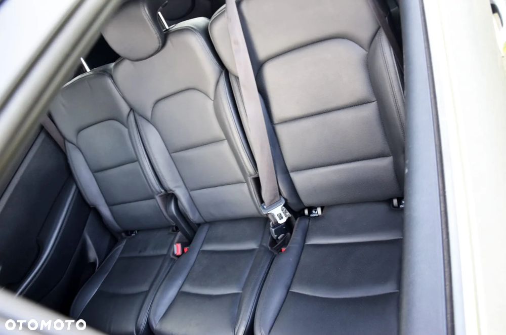 Kia Carens 1.7 CRDi XL 7os - 39