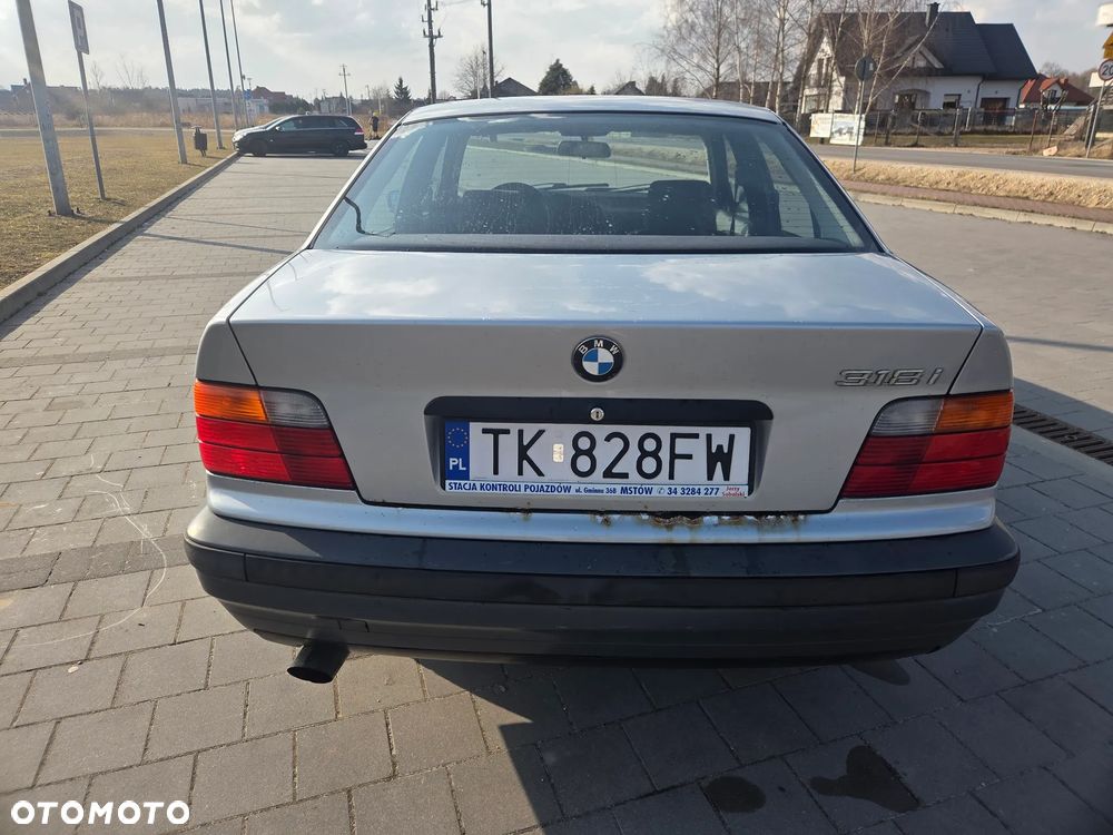 BMW Seria 3 - 10