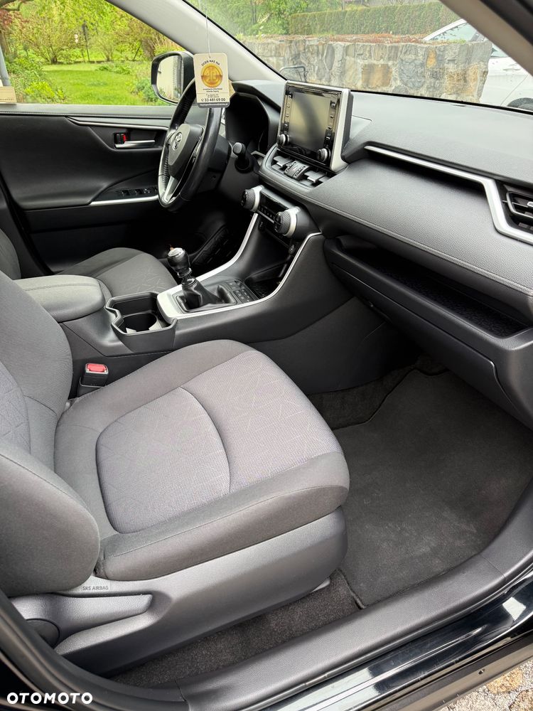 Toyota RAV4 2.0 Comfort 4x4 - 12