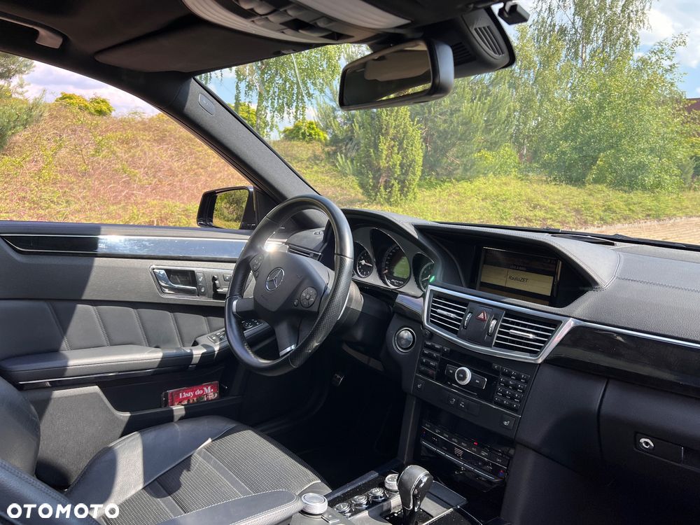 Mercedes-Benz Klasa E 63 AMG - 25