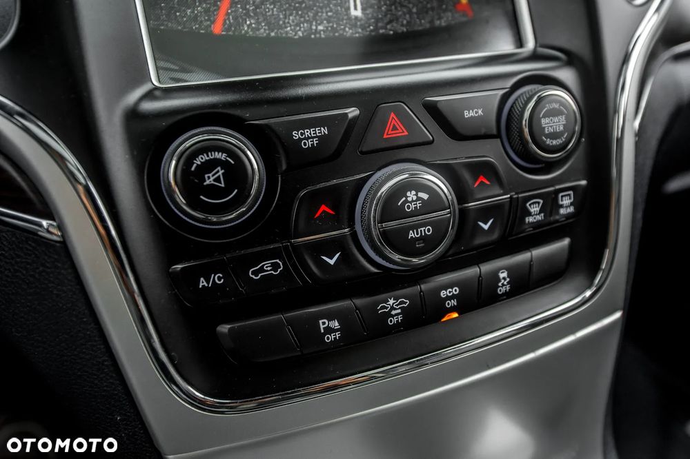 Jeep Grand Cherokee 3.0 CRD Overland Summit - 35