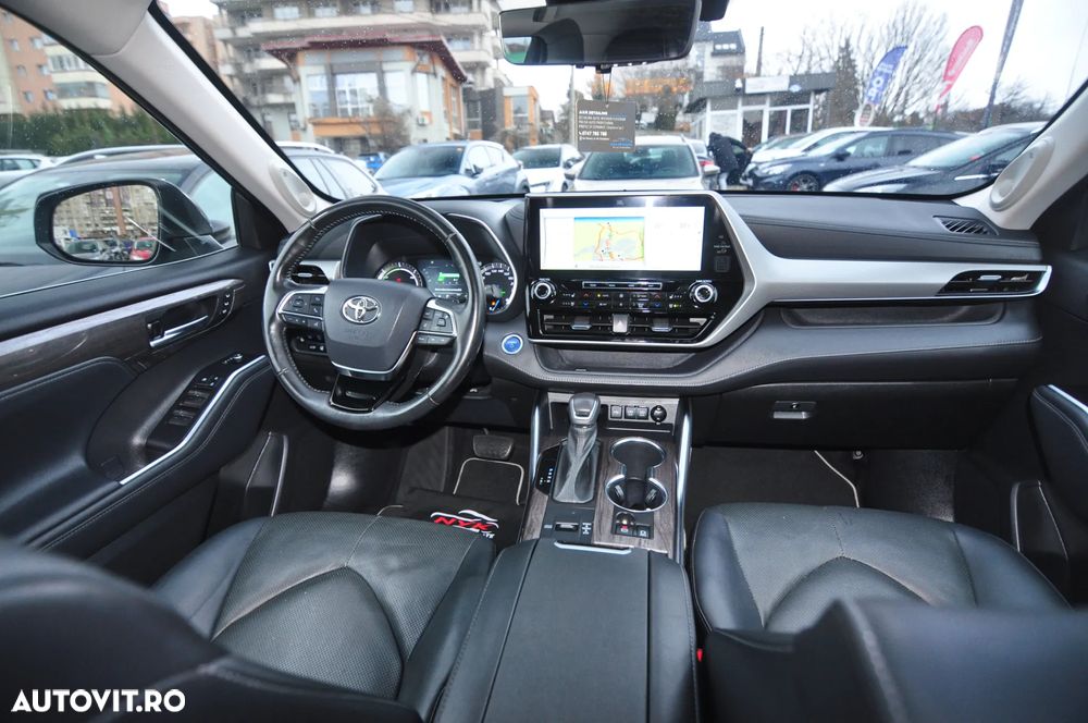 Toyota Highlander 2.5 Hybrid Executive - 5