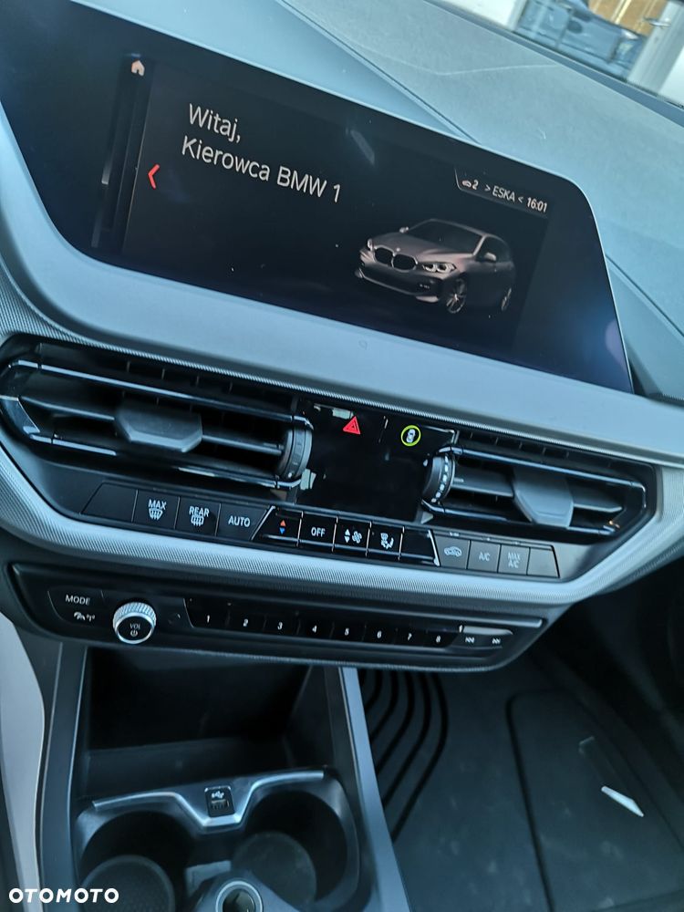 BMW Seria 1 118i Advantage - 14