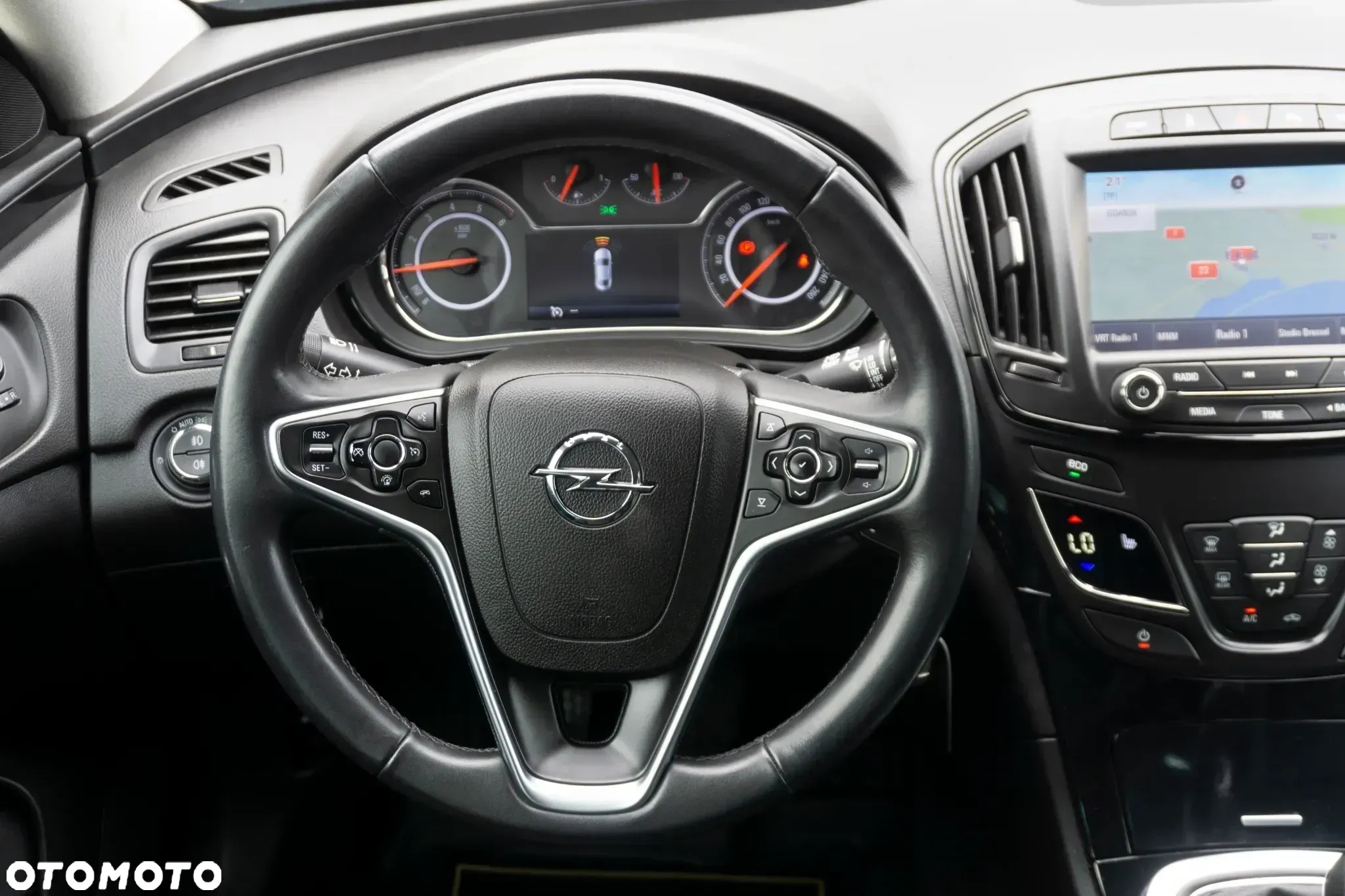 Opel Insignia 2.0 CDTI 4x4 Innovation S&S - 24