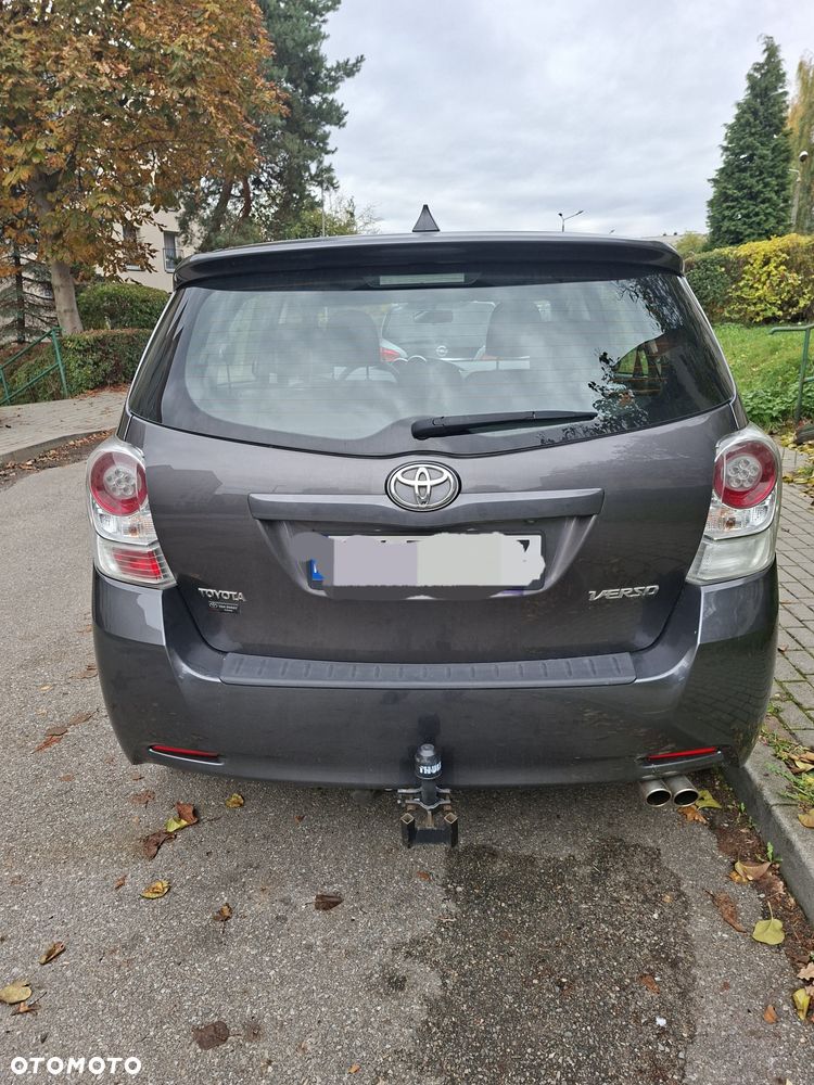 Toyota Verso - 3