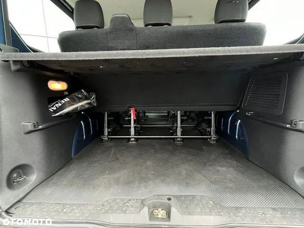 Renault Trafic - 14