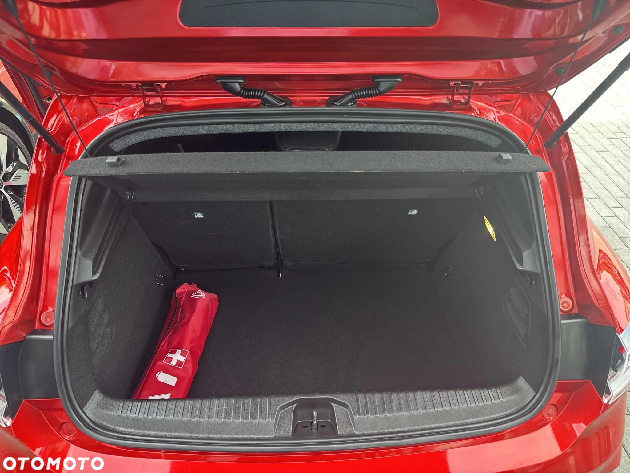 Renault Clio 1.0 TCe Techno - 24
