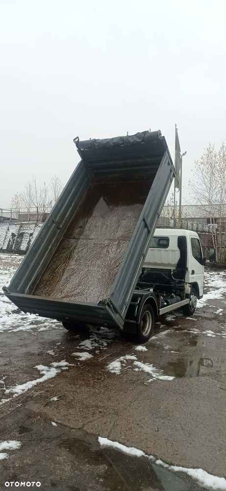 Mitsubishi Fuso Canter 3s15 - 23