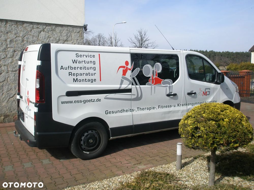 Mercedes-Benz Vito Renault Trafic - 20