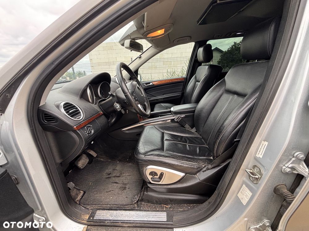 Mercedes-Benz GL - 4