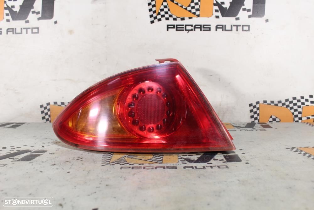 Farolim Esquerdo Seat Leon (1P1)  Farolim Esquerdo Do Chassi Seat Leon - 1