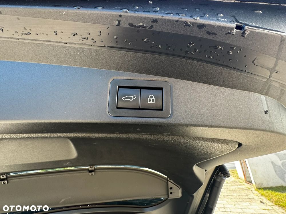 Toyota Corolla 2.0 Hybrid Executive - 14