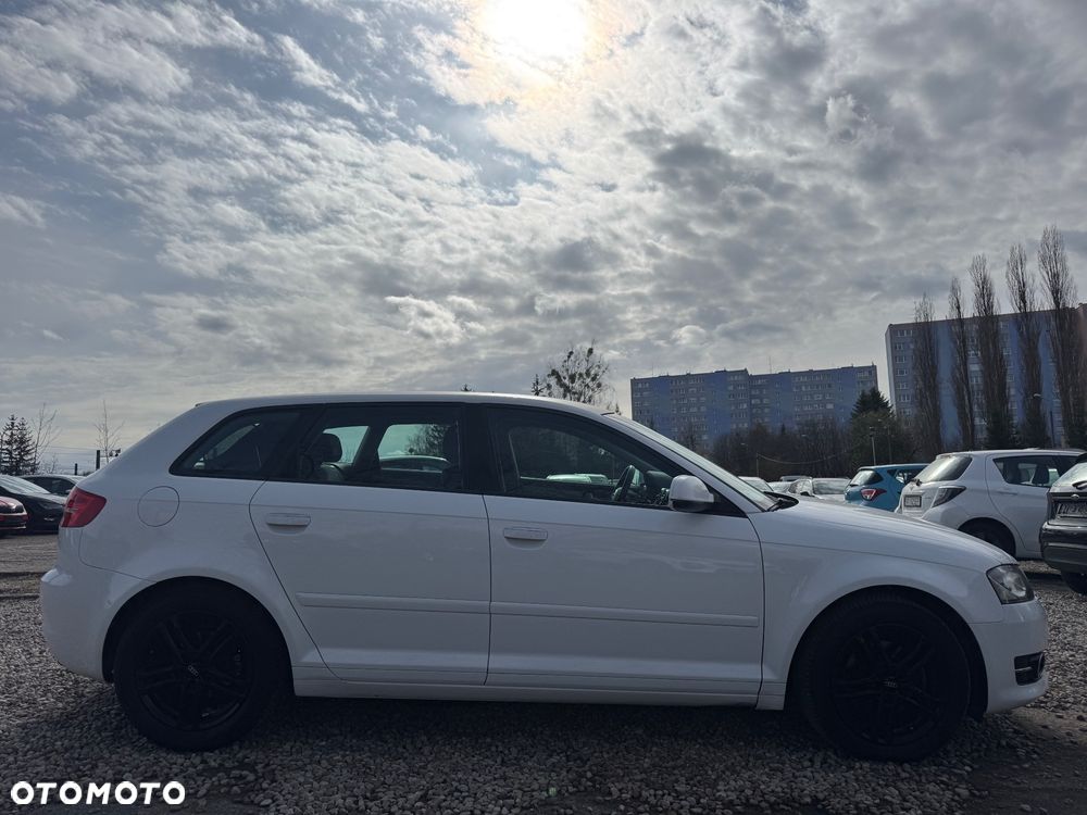 Audi A3 Sportback 1.4 TFSI S tronic Ambiente - 6