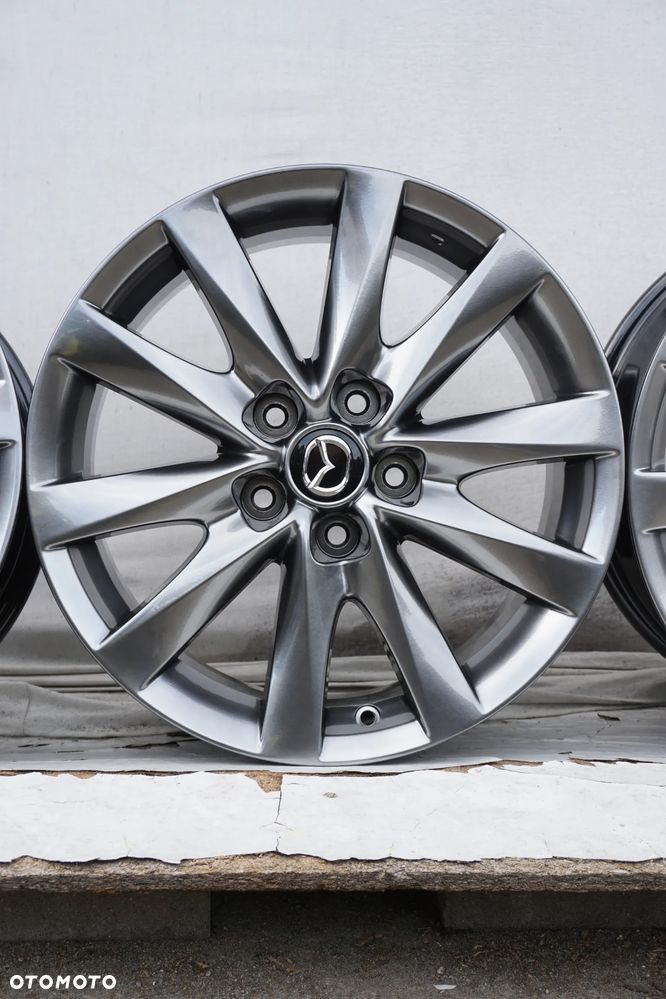 Mazda OE 5x114,3 17 7,5J et50 9965167570 stan bdb - 4