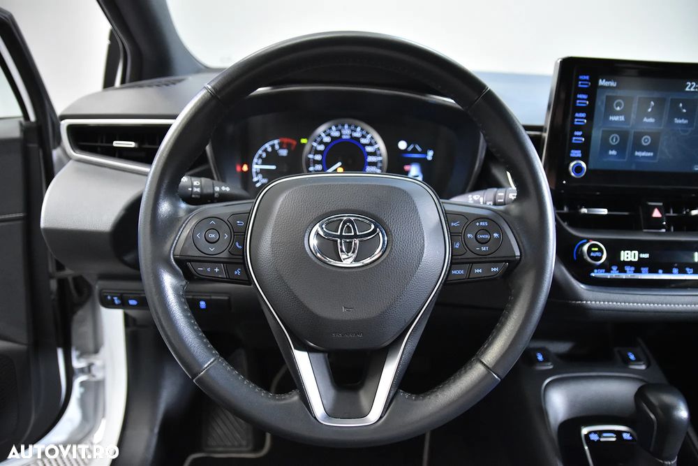 Toyota Corolla - 17