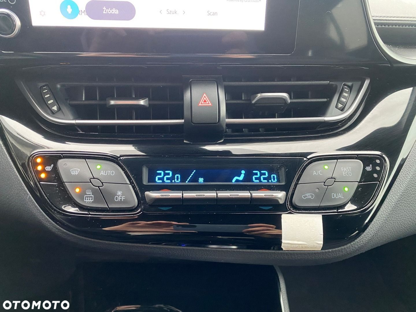 Toyota C-HR - 21