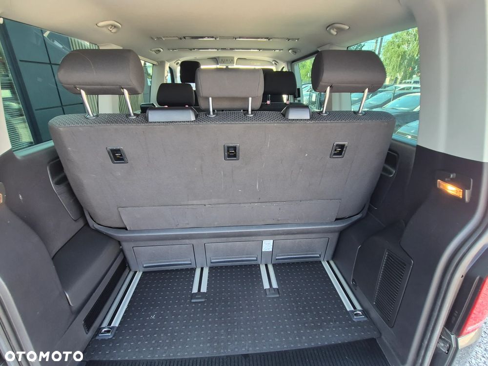 Volkswagen Multivan 2.0 TDI L1 Comfortline DSG - 26