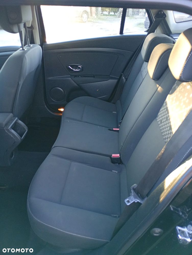 Renault Megane 1.5 dCi Style Edition - 4