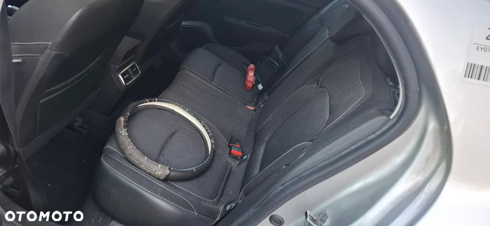 Renault Megane - 12