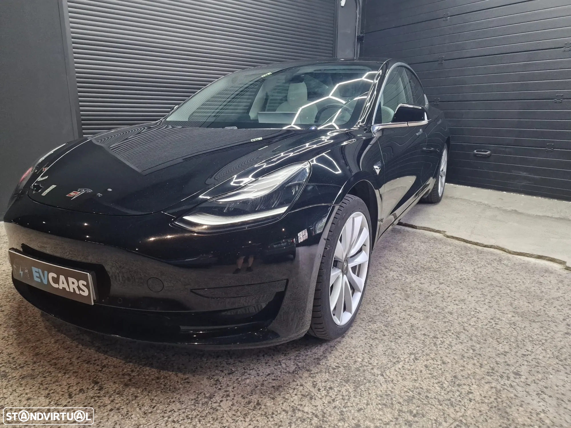 Tesla Model 3 Standard Range Plus RWD - 2