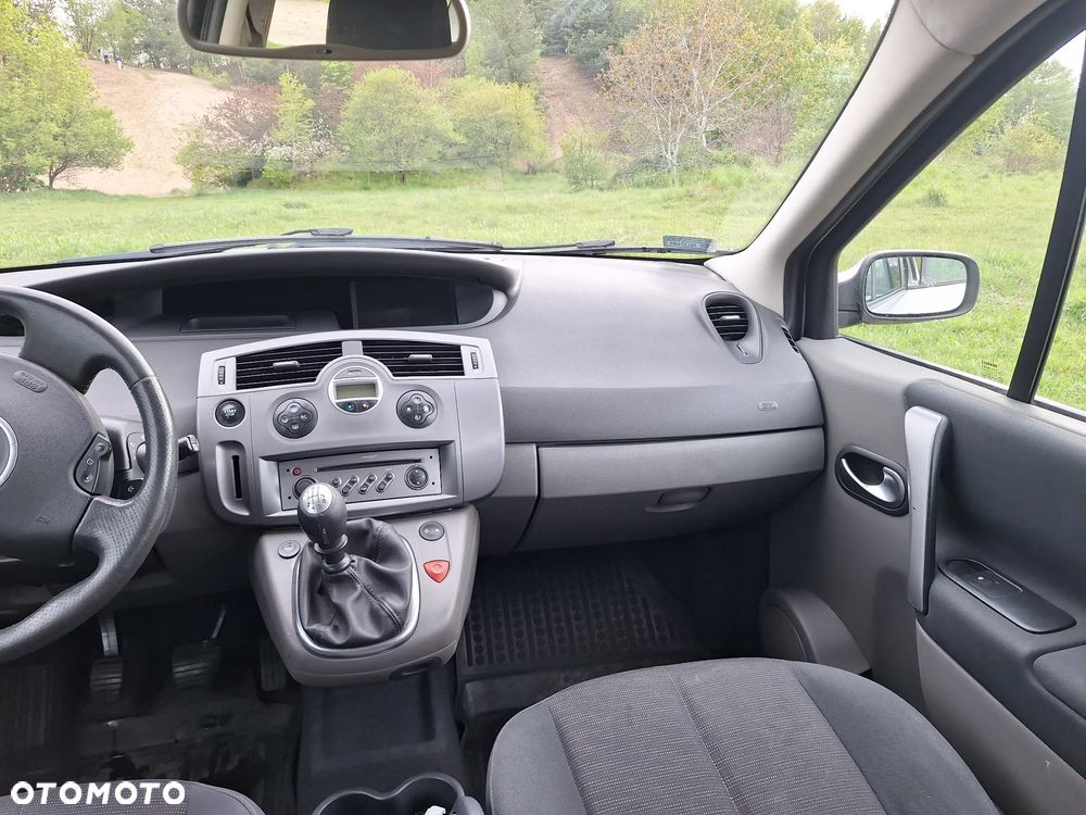 Renault Scenic - 23