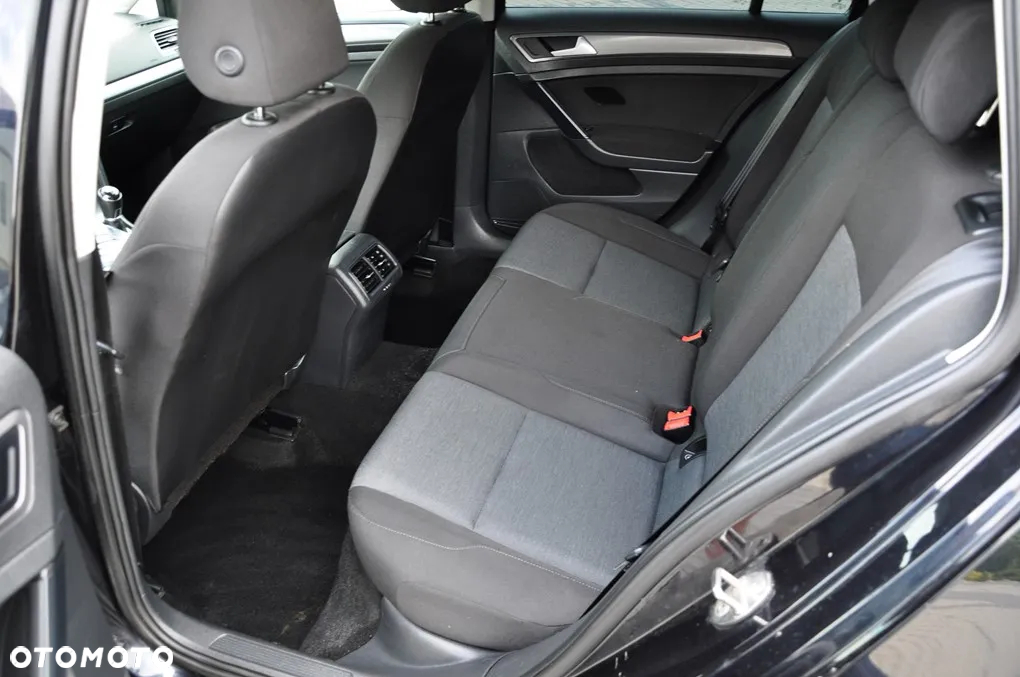 Volkswagen Golf 1.6 BlueTDI Trendline - 23