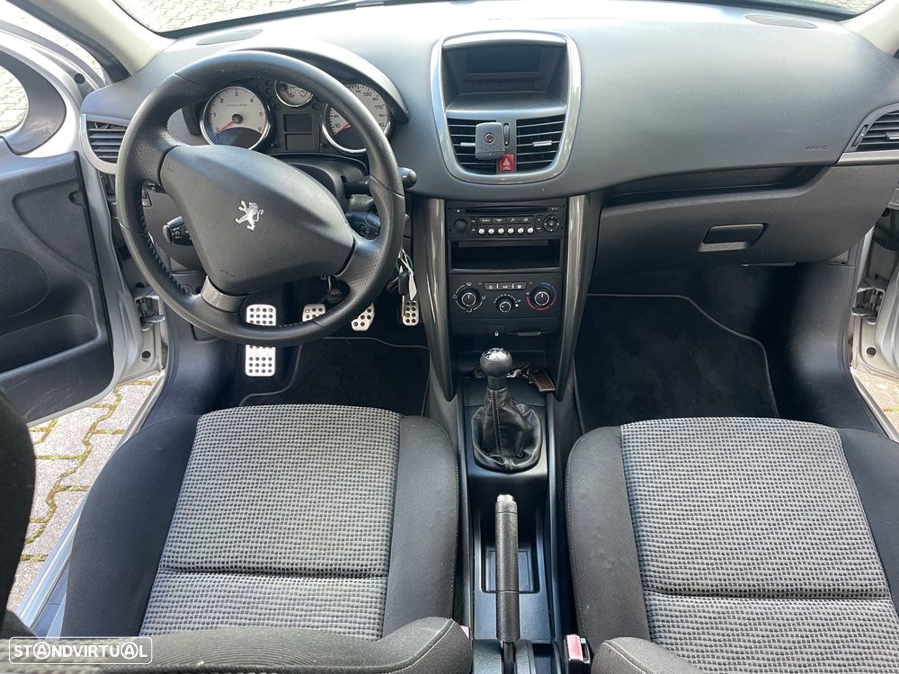 Peugeot 207 1.4 HDi Sport - 30